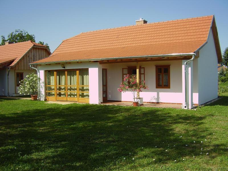 Martonvendeghaz 2 Vila Gelse Exterior foto